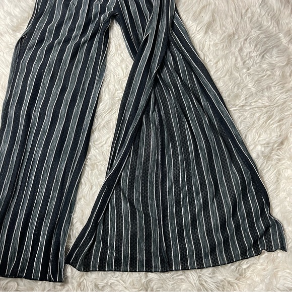 BECCA Crochet Striped Pants Beach Cover-Up Open sides Black & Gray Size S/P - Picture 15 of 16
